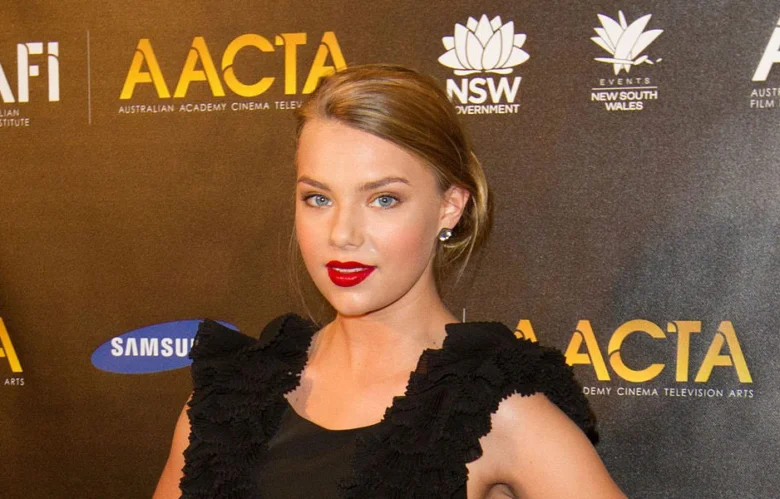 What is Indiana Evans from “Blue Lagoon” doing now? Biography