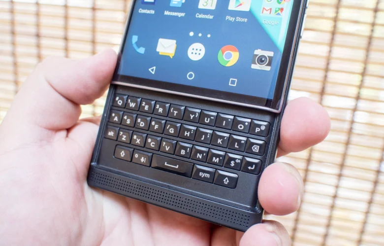 Phones With Physical Keyboards